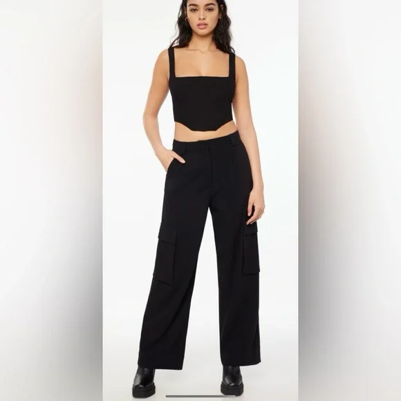 Square Neck Corset - Picture 2 of 9